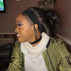 Meet your Posher, Tiara